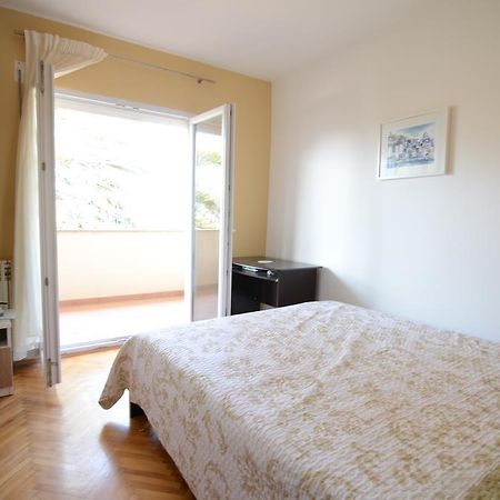 Apartment Emi ซูโกชัน ภายนอก รูปภาพ